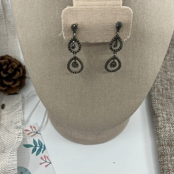 Suspicion Marcasite 🖤 Sterling Silver Teardrop Stud Earrings 🌟 - Picture 4 of 13